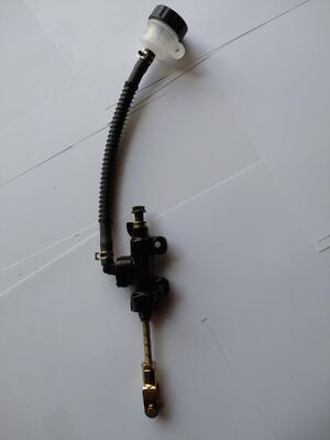Tagumise piduri pump